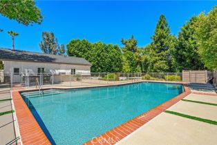 Single Family Residence, 23121 Califa st, Woodland Hills, CA 91367 - 36