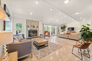 Single Family Residence, 6045 Sausalito ave, Woodland Hills, CA 91367 - 4