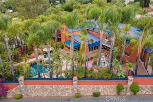 Single Family Residence, 21830 Mulholland dr, Woodland Hills, CA 91364 - 52