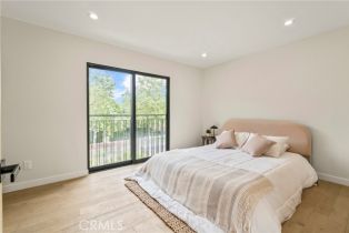 Single Family Residence, 4635 Noble ave, Sherman Oaks, CA 91403 - 22