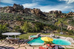 Single Family Residence, 11725 Cochise pl, Chatsworth, CA 91311 - 10