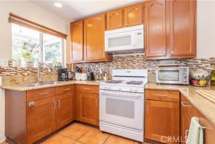 Single Family Residence, 17629 Los Alimos st, Granada Hills, CA 91344 - 18