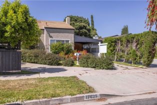 Single Family Residence, 17629 Los Alimos st, Granada Hills, CA 91344 - 43