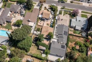 Single Family Residence, 17629 Los Alimos st, Granada Hills, CA 91344 - 7