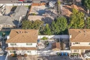 Residential Income, 22819 Mariano ST, Woodland Hills, CA  Woodland Hills, CA 91367