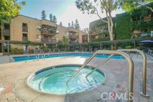 Condominium, 22100 Burbank blvd, Woodland Hills, CA 91367 - 12