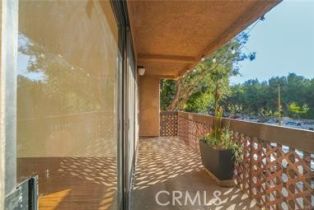 Condominium, 22100 Burbank blvd, Woodland Hills, CA 91367 - 26