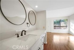 Condominium, 22100 Burbank blvd, Woodland Hills, CA 91367 - 32