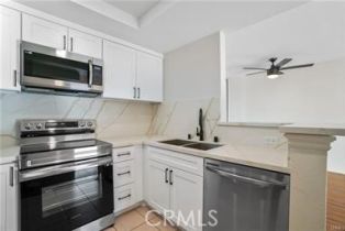 Condominium, 22100 Burbank blvd, Woodland Hills, CA 91367 - 4