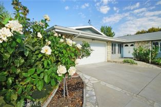 Single Family Residence, 24341 Johnetta st, Woodland Hills, CA 91367 - 3