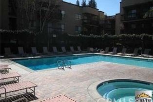 Condominium, 22100 Burbank blvd, Woodland Hills, CA 91367 - 5