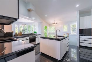 Single Family Residence, 11411 Decente ct, Studio City, CA 91604 - 21