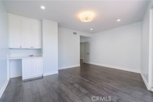 Single Family Residence, 11411 Decente ct, Studio City, CA 91604 - 24