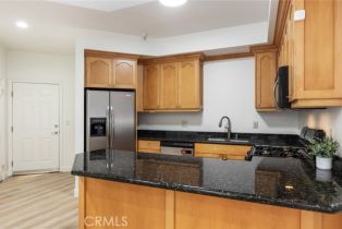 Condominium, 12407 Moorpark st, Studio City, CA 91604 - 5