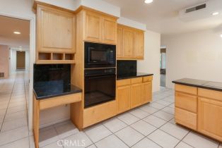 Single Family Residence, 17601 McCormick st, Encino, CA 91316 - 10