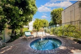 Condominium, 18307 BURBANK blvd, Tarzana, CA 91356 - 2