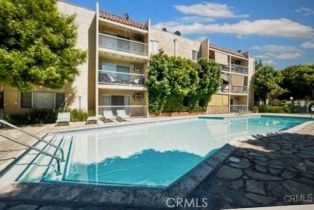 Condominium, 18307 BURBANK blvd, Tarzana, CA 91356 - 4