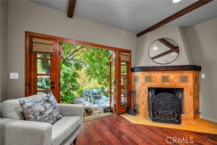 Single Family Residence, 20111 Wells dr, Woodland Hills, CA 91364 - 21