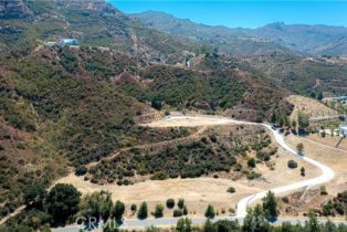 , 31700 Lobo Canyon rd, Agoura Hills, CA 91301 - 3