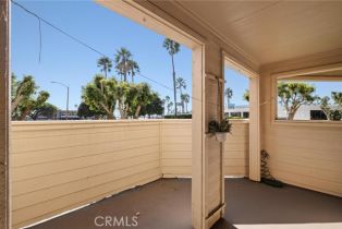 Townhouse, 150 The Village, Redondo Beach, CA 90277 - 12