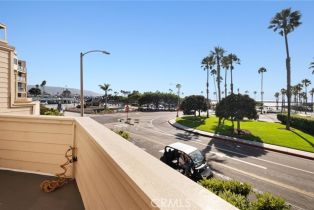 Townhouse, 150 The Village, Redondo Beach, CA 90277 - 26