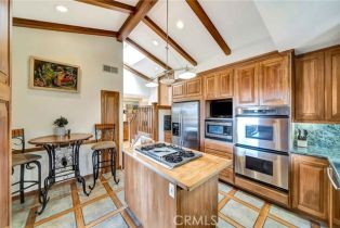 Single Family Residence, 3681 Alta Mesa dr, Studio City, CA 91604 - 40