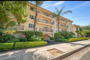 Condominium, 5400 Lindley AVE, CA  , CA 91316