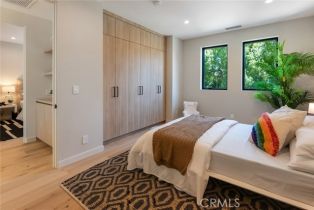 Single Family Residence, 4651 morse ave, Sherman Oaks, CA 91423 - 40