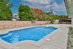 Single Family Residence, 23701 Califa st, Woodland Hills, CA 91367 - 44