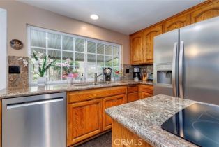 Single Family Residence, 17557 Doric st, Granada Hills, CA 91344 - 13