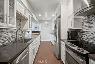 Condominium, 5050 Coldwater Canyon ave, Sherman Oaks, CA 91423 - 23