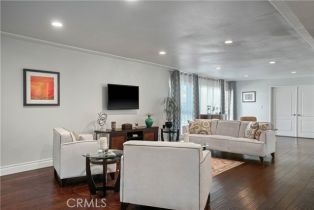 Condominium, 5050 Coldwater Canyon ave, Sherman Oaks, CA 91423 - 5