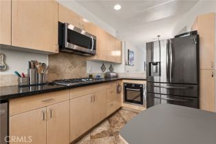 Condominium, 5350 Sepulveda blvd, Sherman Oaks, CA 91411 - 9