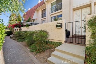 Condominium, 6225 Nita ave, Woodland Hills, CA 91367 - 3