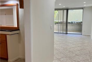 Condominium, 15248 Dickens st, Sherman Oaks, CA 91403 - 4