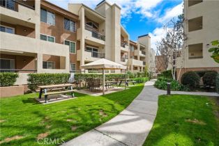 Condominium, 21400 Burbank blvd, Woodland Hills, CA 91367 - 26