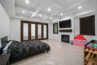 Single Family Residence, 15060 Greenleaf st, Sherman Oaks, CA 91403 - 13