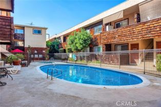 Condominium, 5414 Newcastle ave, Encino, CA 91316 - 15