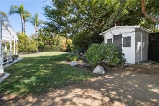 Single Family Residence, 6200 Capistrano ave, Woodland Hills, CA 91367 - 38