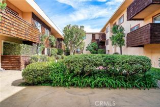 Condominium, 5414 Newcastle ave, Encino, CA 91316 - 18