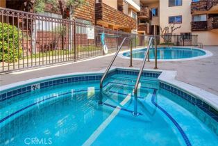 Condominium, 5414 Newcastle ave, Encino, CA 91316 - 23