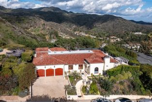 Single Family Residence, 1366 Lachman ln, Pacific Palisades, CA 90272 - 31