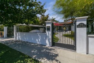 Single Family Residence, 4245 Riverton ave, Studio City, CA 91602 - 2