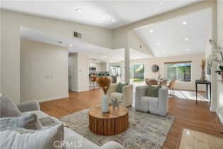 Single Family Residence, 20112 Stare st, Chatsworth, CA 91311 - 2