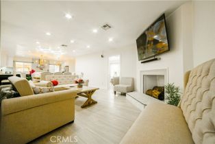 Single Family Residence, 20055 Martha st, Woodland Hills, CA 91367 - 22