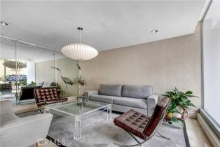 Condominium, 17352 Sunset blvd, Pacific Palisades, CA 90272 - 4