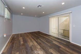 Single Family Residence, 5202 Woodman ave, Sherman Oaks, CA 91401 - 10