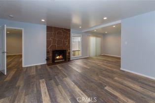 Single Family Residence, 5202 Woodman ave, Sherman Oaks, CA 91401 - 11