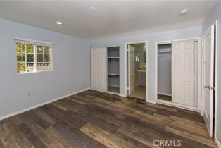 Single Family Residence, 5202 Woodman ave, Sherman Oaks, CA 91401 - 12