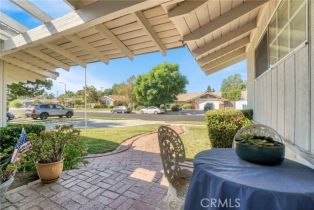 Single Family Residence, 9654 Quakertown ave, Chatsworth, CA 91311 - 9